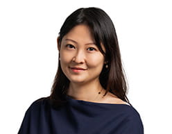 Sylvia Yi Sze