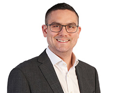 Simon Robinson